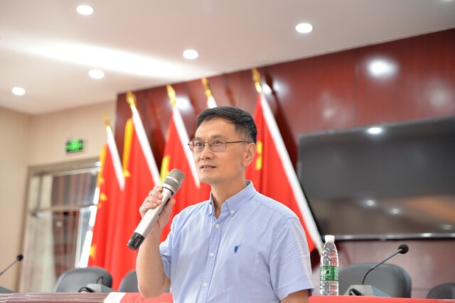 “尋訪紅色故土，建設法治鄉村”紅色論壇在桑植縣龍潭坪鎮舉行