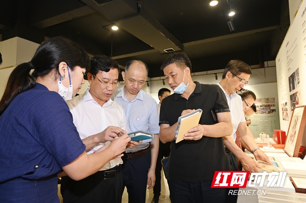 90fa34648ccc0234f72a283d8e8e40d.jpg 90fa34648ccc0234f72a283d8e8e40d.jpg