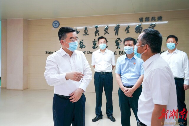 張慶偉在湖南師范大學調研：堅守為黨育人為國育才的初心使命 在推動“雙一流”建設上再創佳績